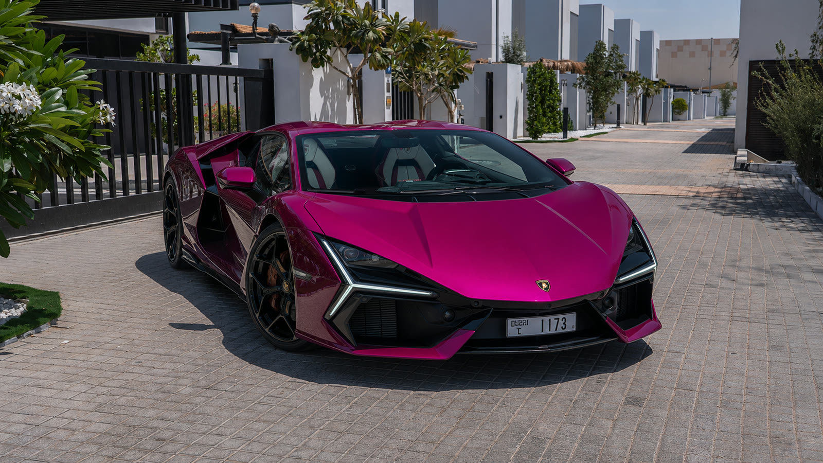 Lamborghini Revuelto